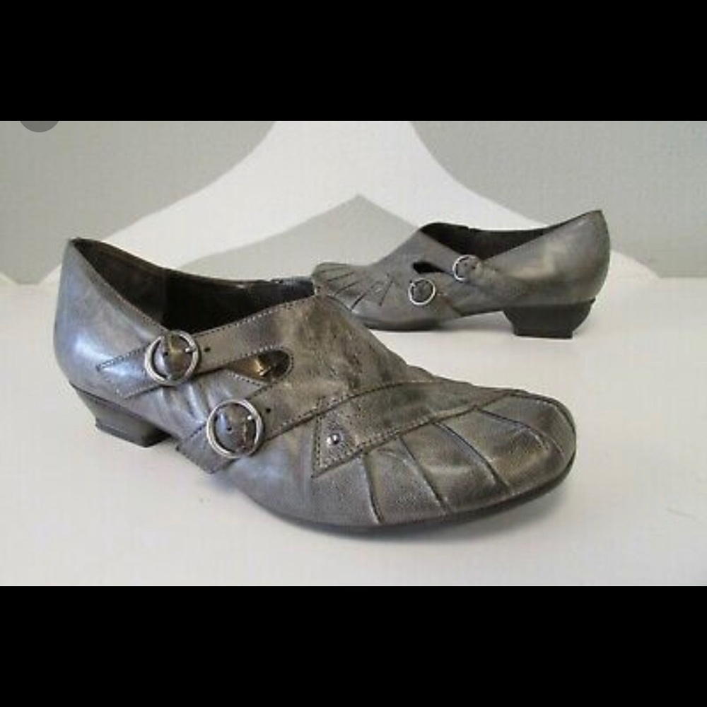 Fidji grey distressed sidewalk shoes